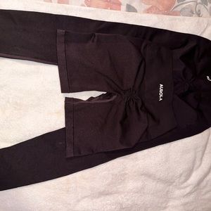 aurora shorts and leggings 2 for 1 size s